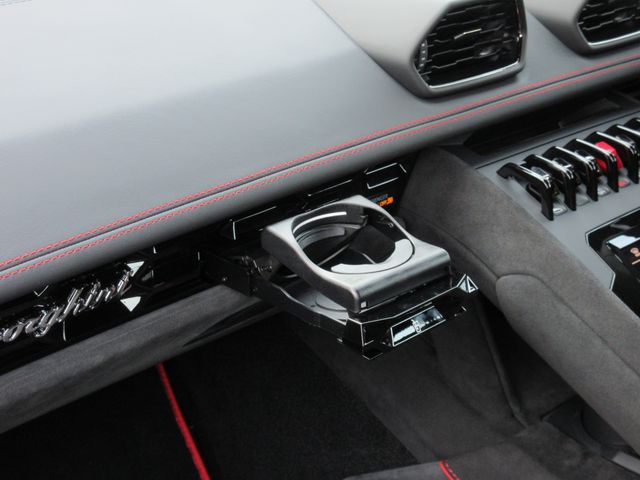 LAMBORGHINI HURACAN