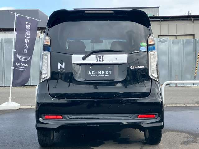 N-WGN CUSTOM