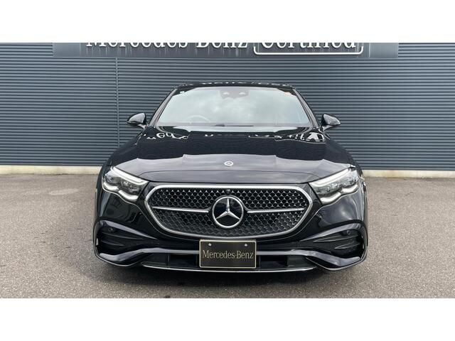 MERCEDES BENZ E class sedan