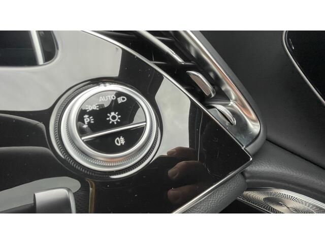 MERCEDES BENZ E class sedan