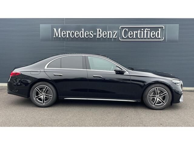 MERCEDES BENZ E class sedan