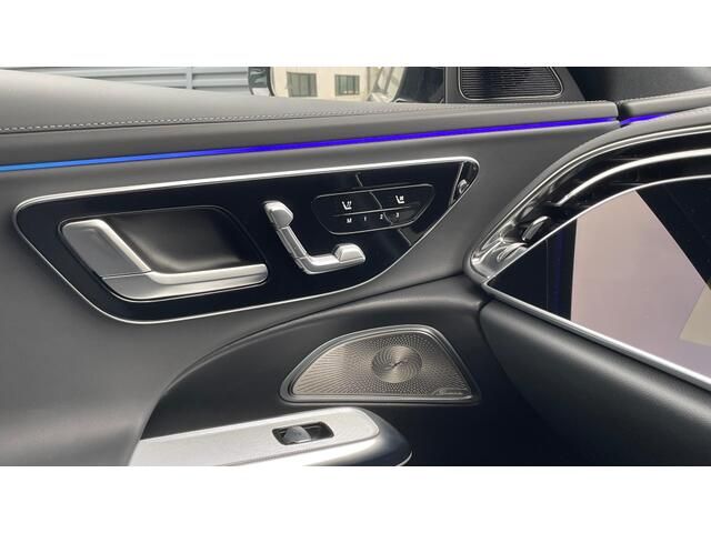 MERCEDES BENZ E class sedan
