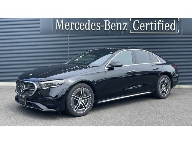MERCEDES BENZ E class sedan