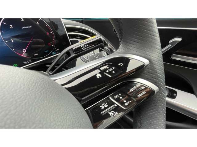 MERCEDES BENZ E class sedan