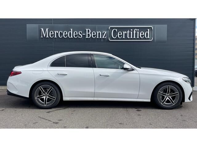 MERCEDES BENZ E-Class sedan