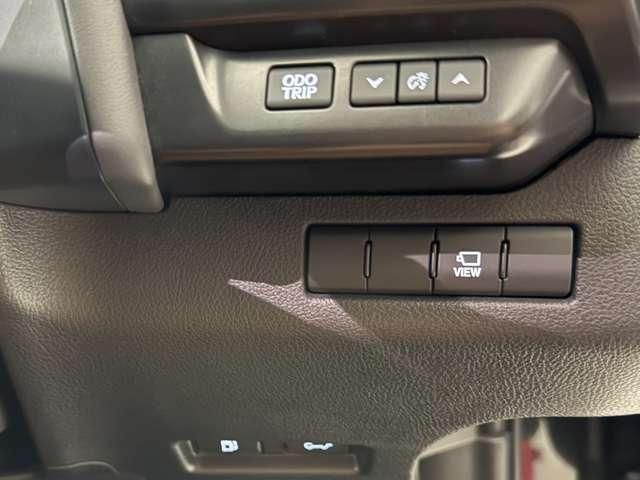 LEXUS UX200