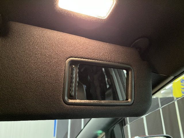 ESTIMA HYBRID 4WD