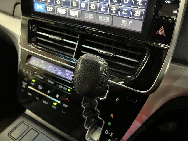 ESTIMA HYBRID 4WD