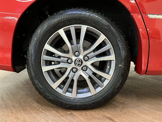 ESTIMA HYBRID 4WD