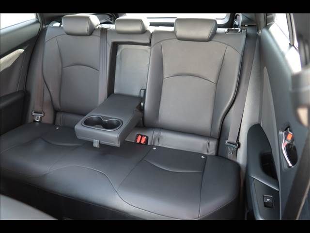 PRIUS 4WD
