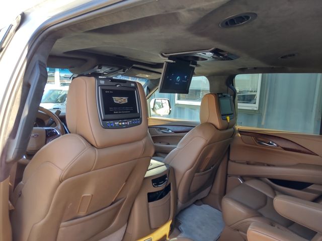 CADILLAC ESCALADE