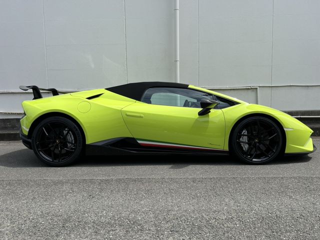LAMBORGHINI HURACAN Spider