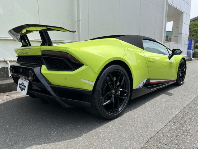 LAMBORGHINI HURACAN Spider