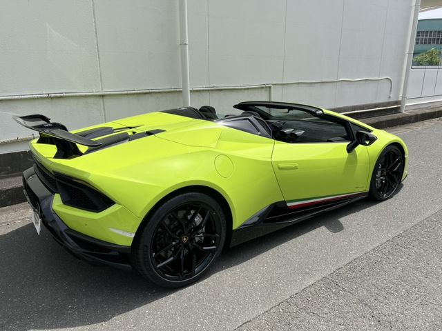 LAMBORGHINI HURACAN Spider