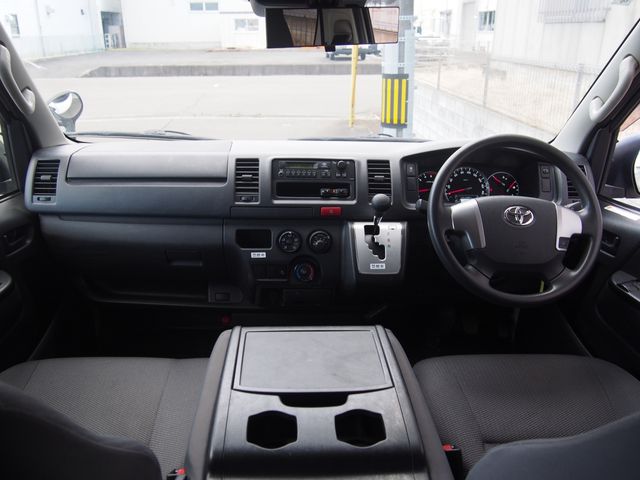 HIACE van 4WD