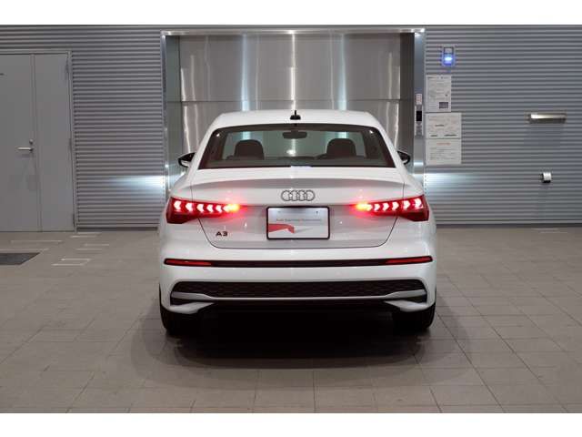 AUDI A3 Sedan