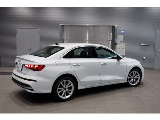 AUDI A3 Sedan