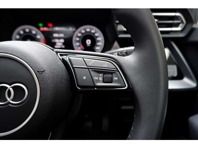AUDI A3 Sedan