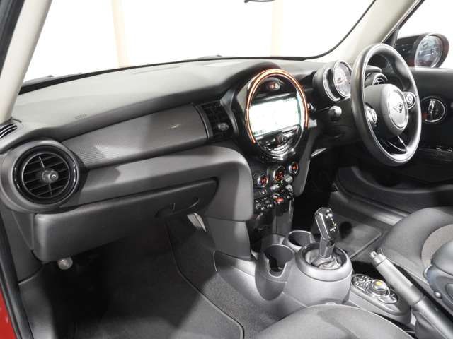 MINI COOPER 5DOOR