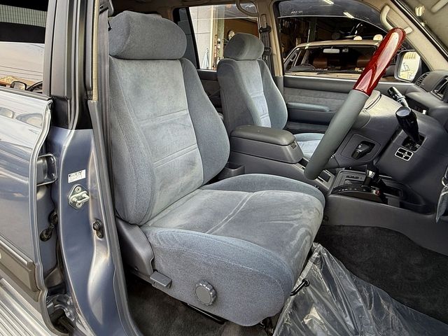 LANDCRUISER wagon