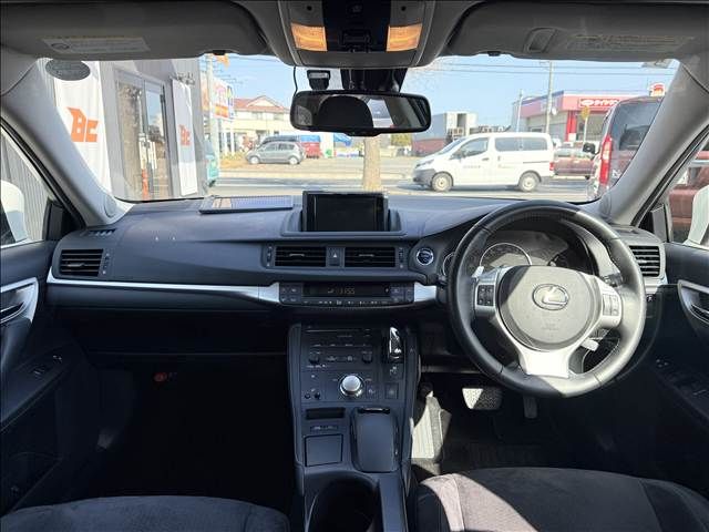 LEXUS CT200h