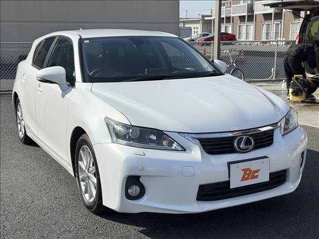 LEXUS CT200h