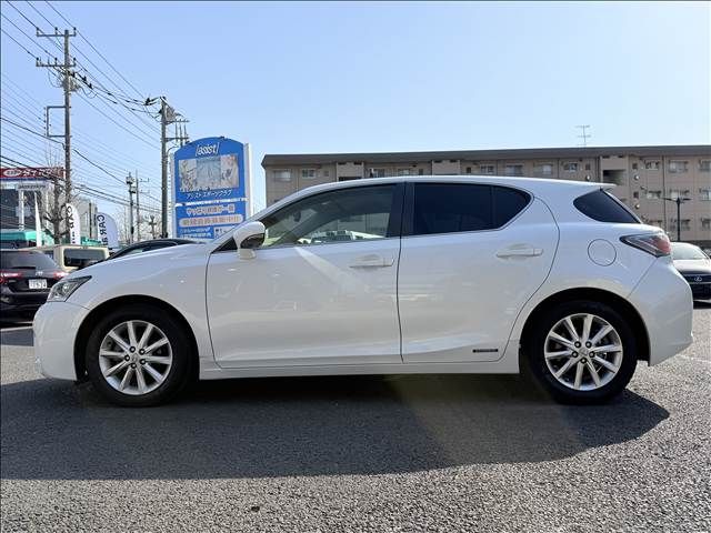 LEXUS CT200h