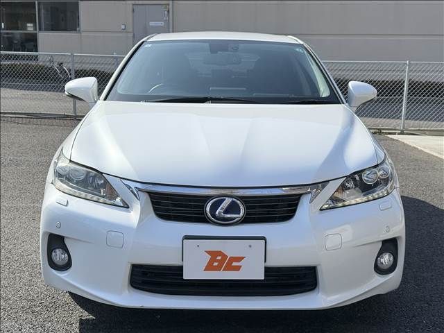 LEXUS CT200h