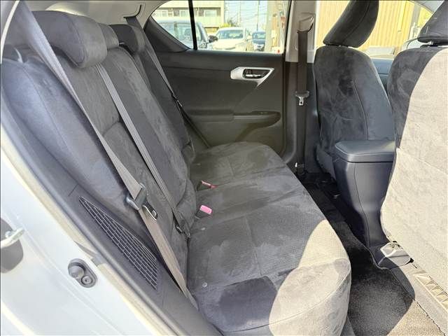 LEXUS CT200h