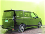 VOXY HYBRID