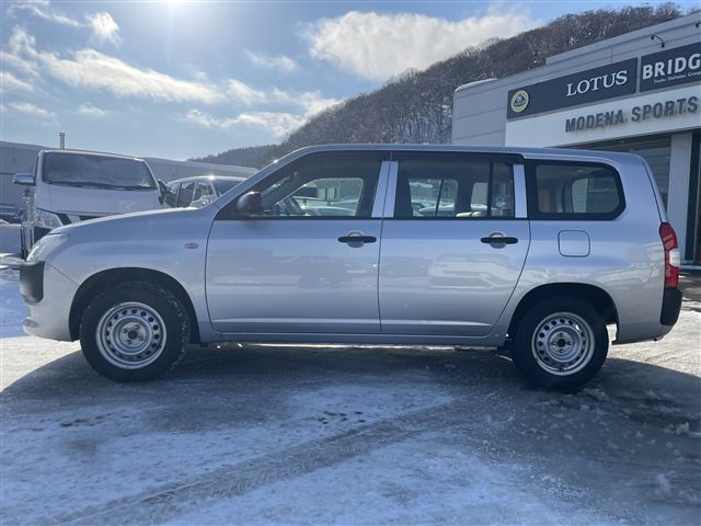 SUCCEED van 4WD