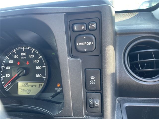 SUCCEED van 4WD