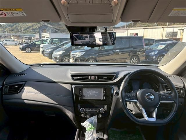 X-TRAIL 2WD