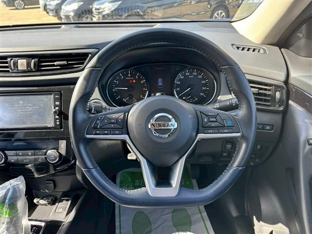 X-TRAIL 2WD