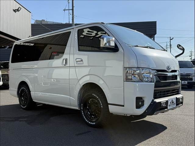 HIACE van 4WD