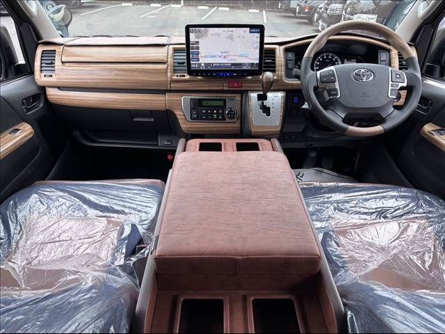 HIACE van 2WD