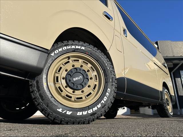 HIACE van 2WD