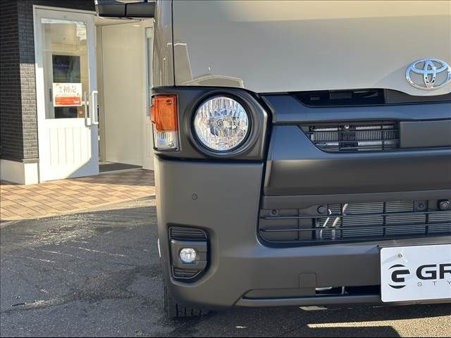 HIACE van 2WD