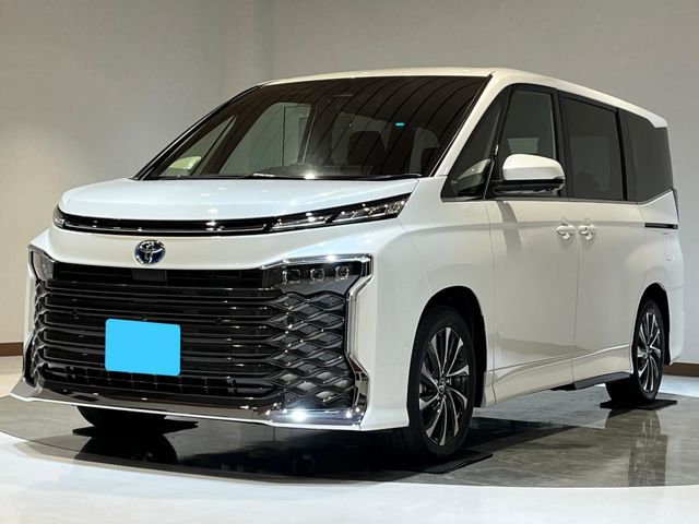 VOXY HYBRID