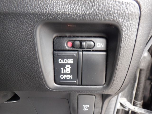 N BOX