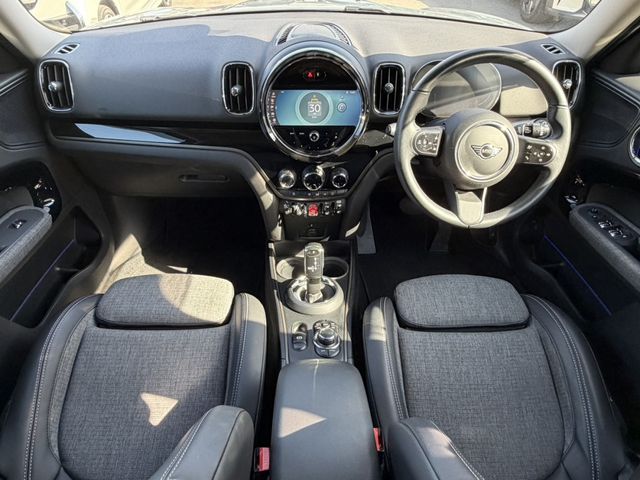 MINI COOPER D CROSSOVER
