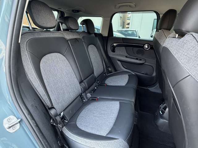 MINI COOPER D CROSSOVER
