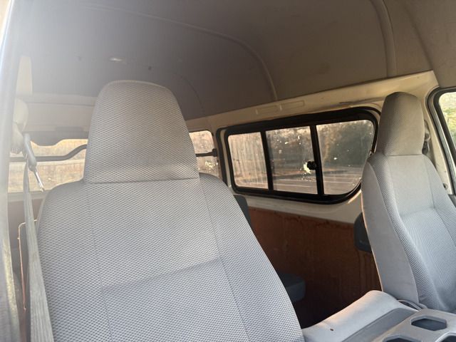 HIACE van 4WD