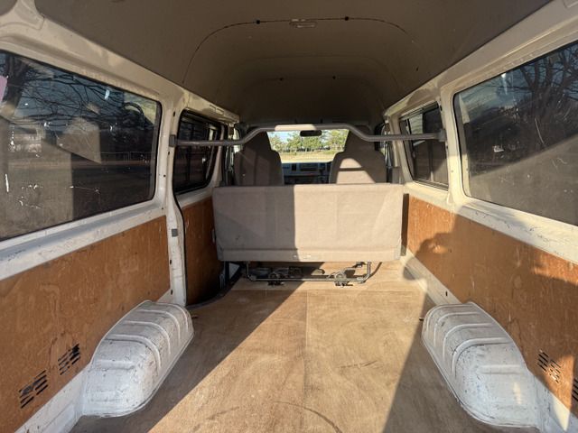 HIACE van 4WD