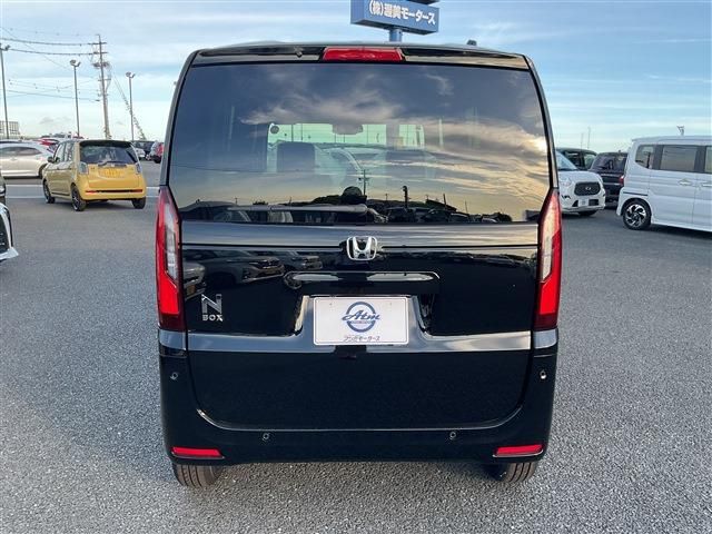 N-BOX