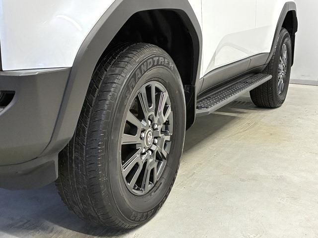 LANDCRUISER 250