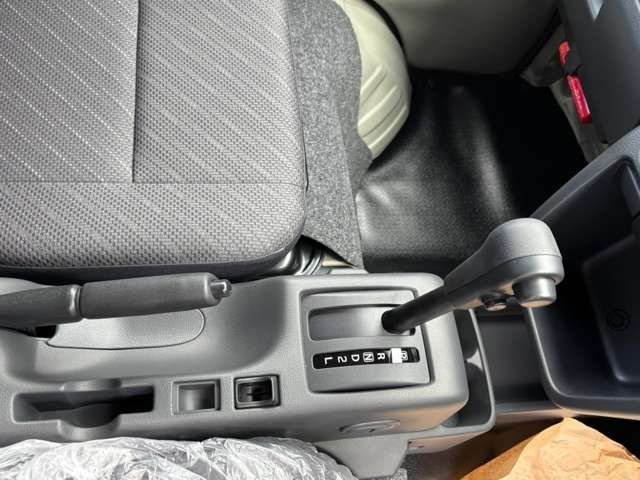 CARRY truck 4WD