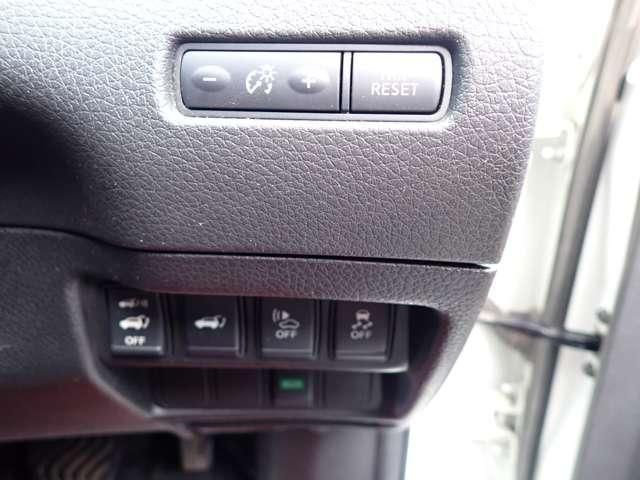 X-TRAIL HYBRID 2WD