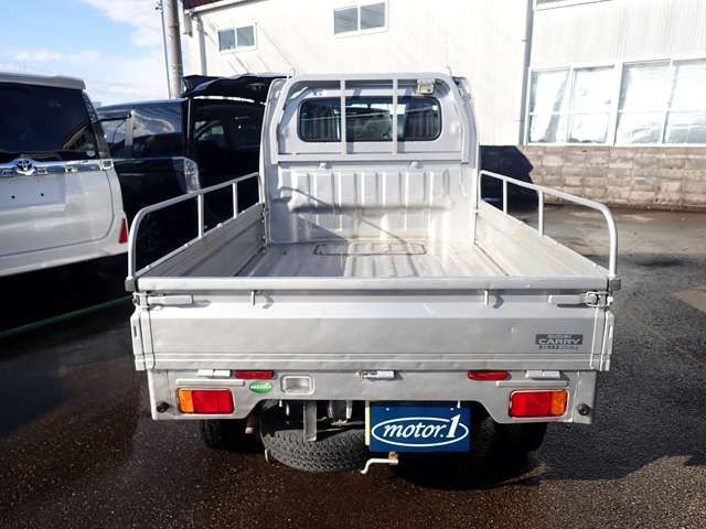 CARRY truck 4WD