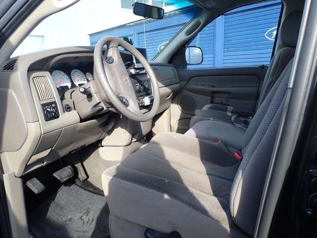 DODGE RAM pickup truck